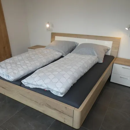 Auf Dem Bauernhof In Hof Kleeberg I Man Kann Ein Mit Bad Zubuchen Apartamento Hachenburg
