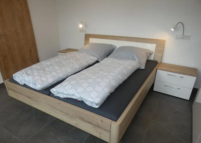 Auf Dem Bauernhof In Hof Kleeberg I Man Kann Ein Mit Bad Zubuchen Appartamento Hachenburg